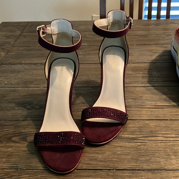 Marc Fisher Brand, Size 9.5M, like New, Color: Burgandy - Picture 2 of 6